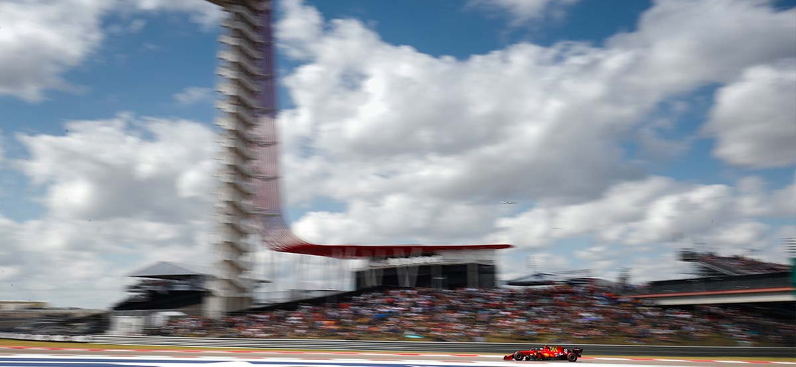 Carlos Sainz in his Ferrari SF21 going through turn 17 during the 2021 United States F1 Grand Prix