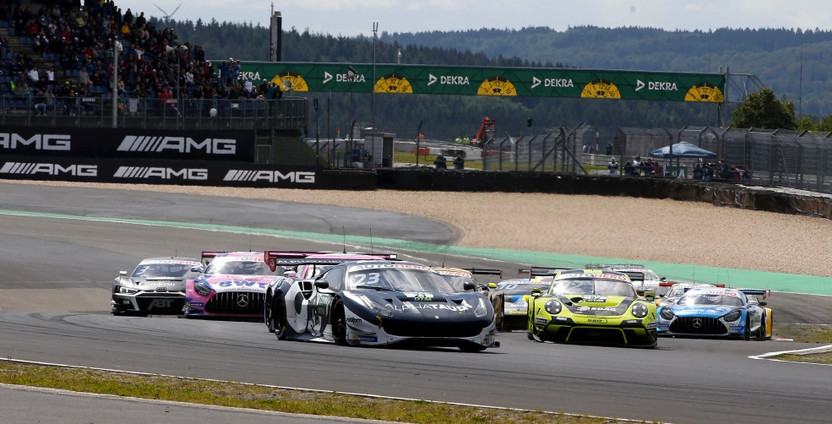 dtm racing at nurburgring